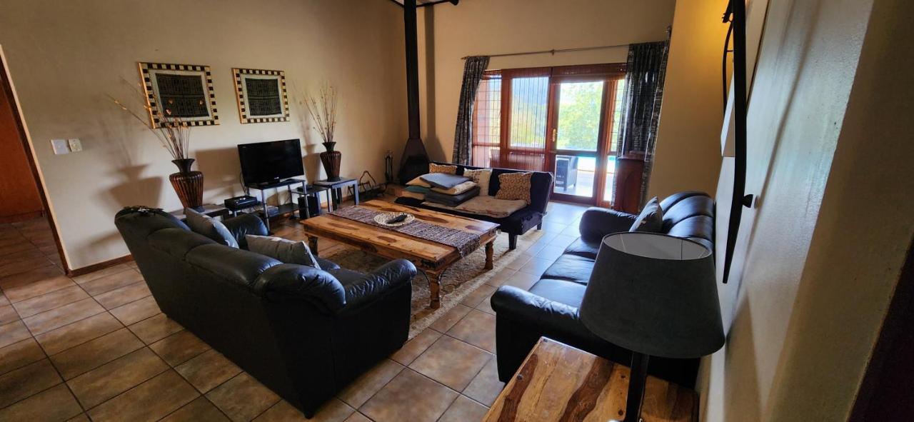Da Gama Lake Cottages - Coral Tree And Cormorant Cottages White River Exteriör bild
