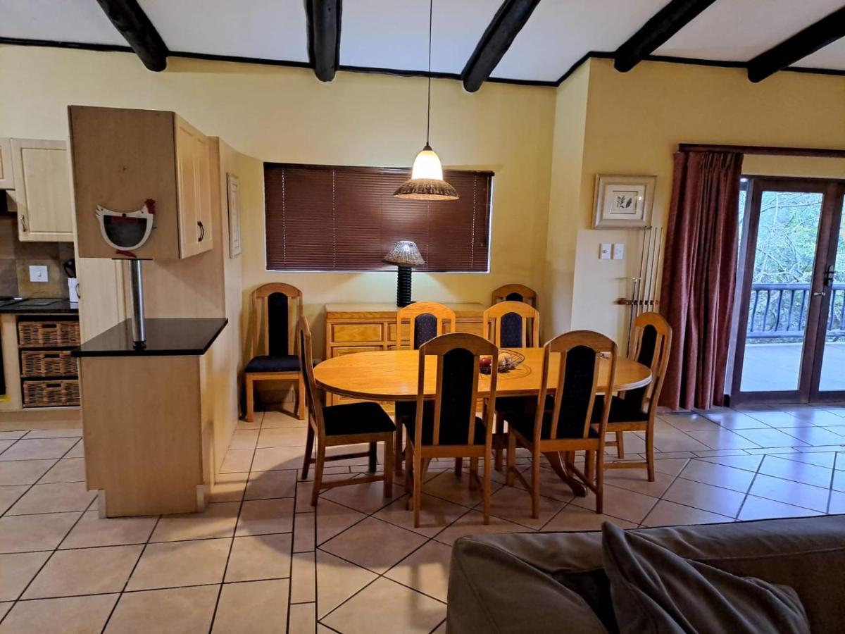 Da Gama Lake Cottages - Coral Tree And Cormorant Cottages White River Exteriör bild