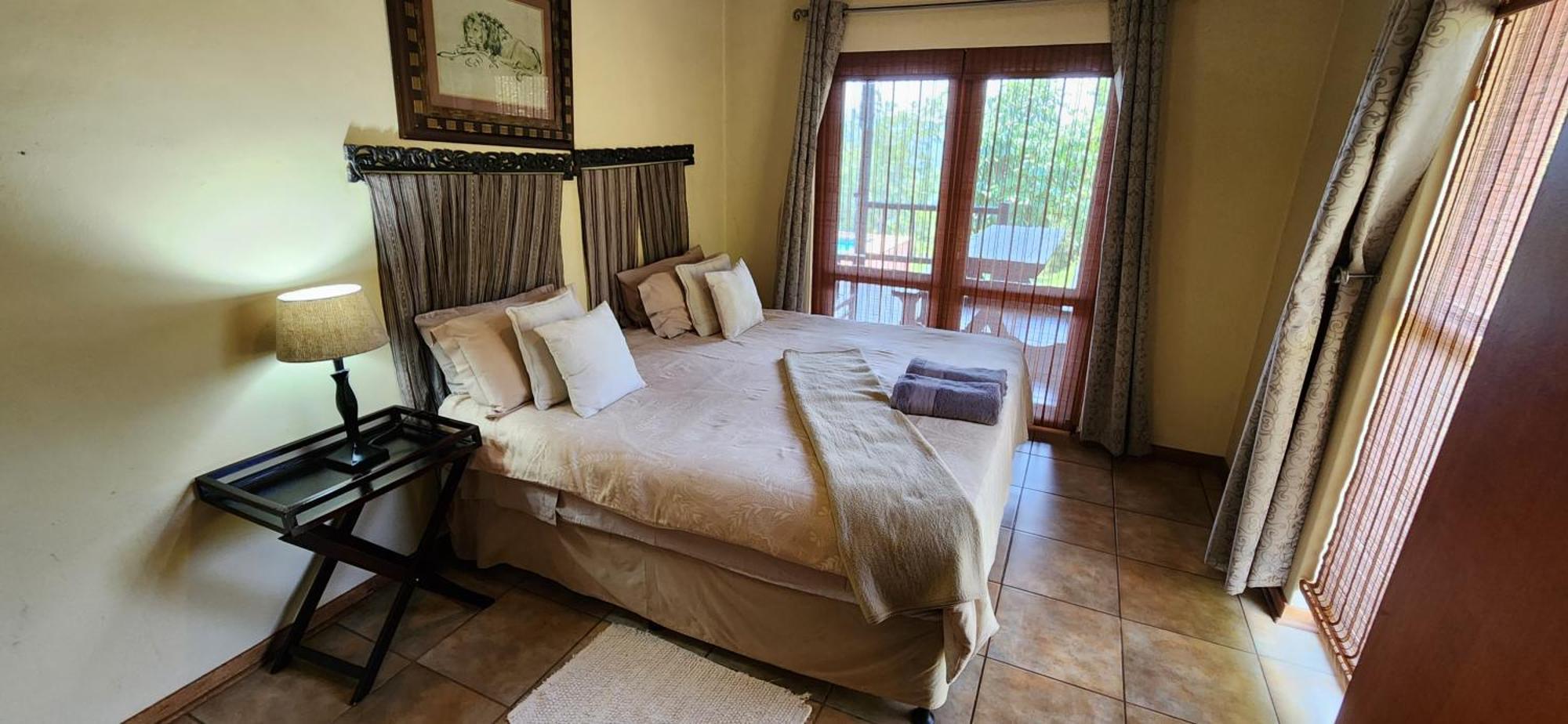 Da Gama Lake Cottages - Coral Tree And Cormorant Cottages White River Rum bild